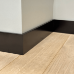 MDF Gladde Plint - RAL 9005 Gitzwart